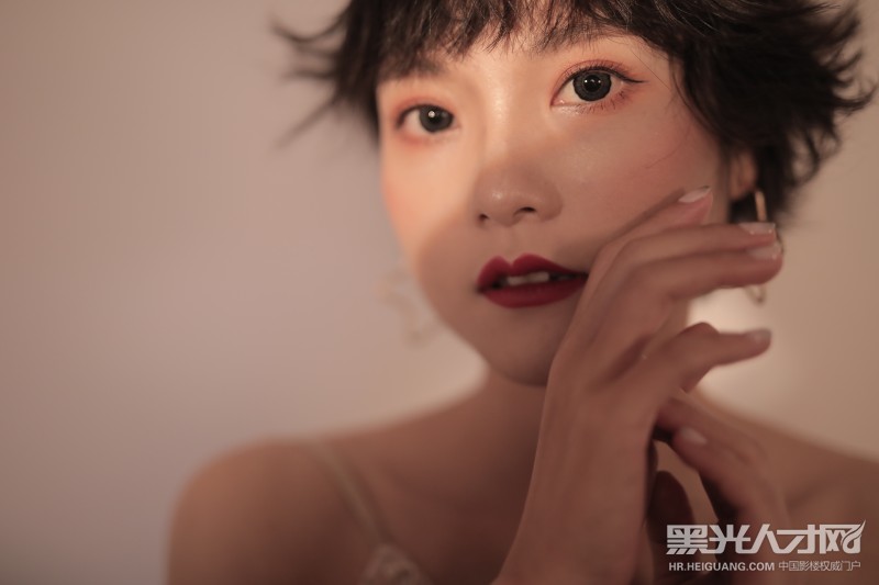 余女士个人作品