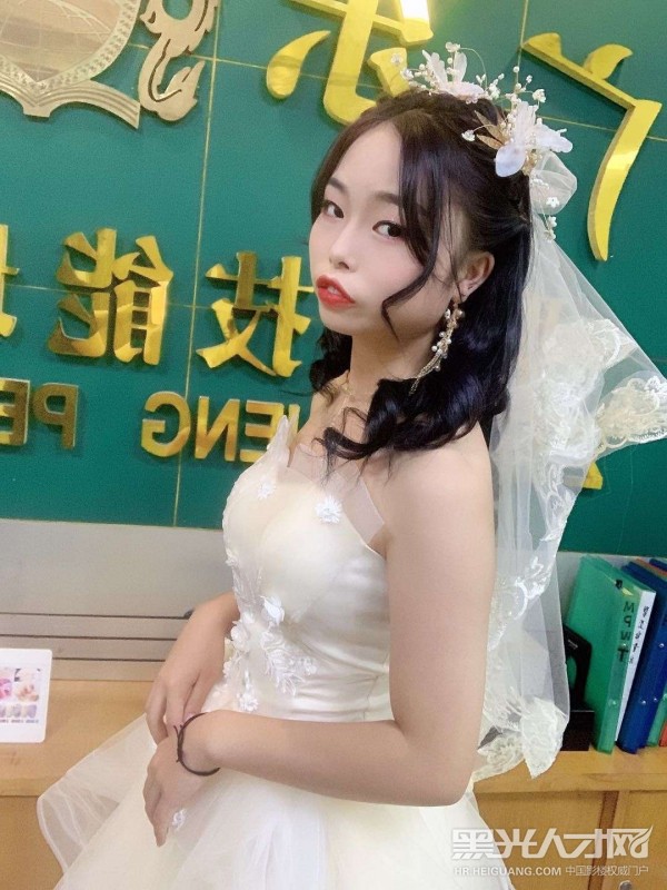 李女士个人作品